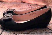 Продам женские туфли б/у по выгодной цене