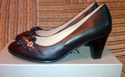 Женские новые кожаные туфли,  р-р 36